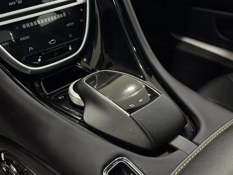 2020 Aston Martin DB11 V8 - Image 9 of 20