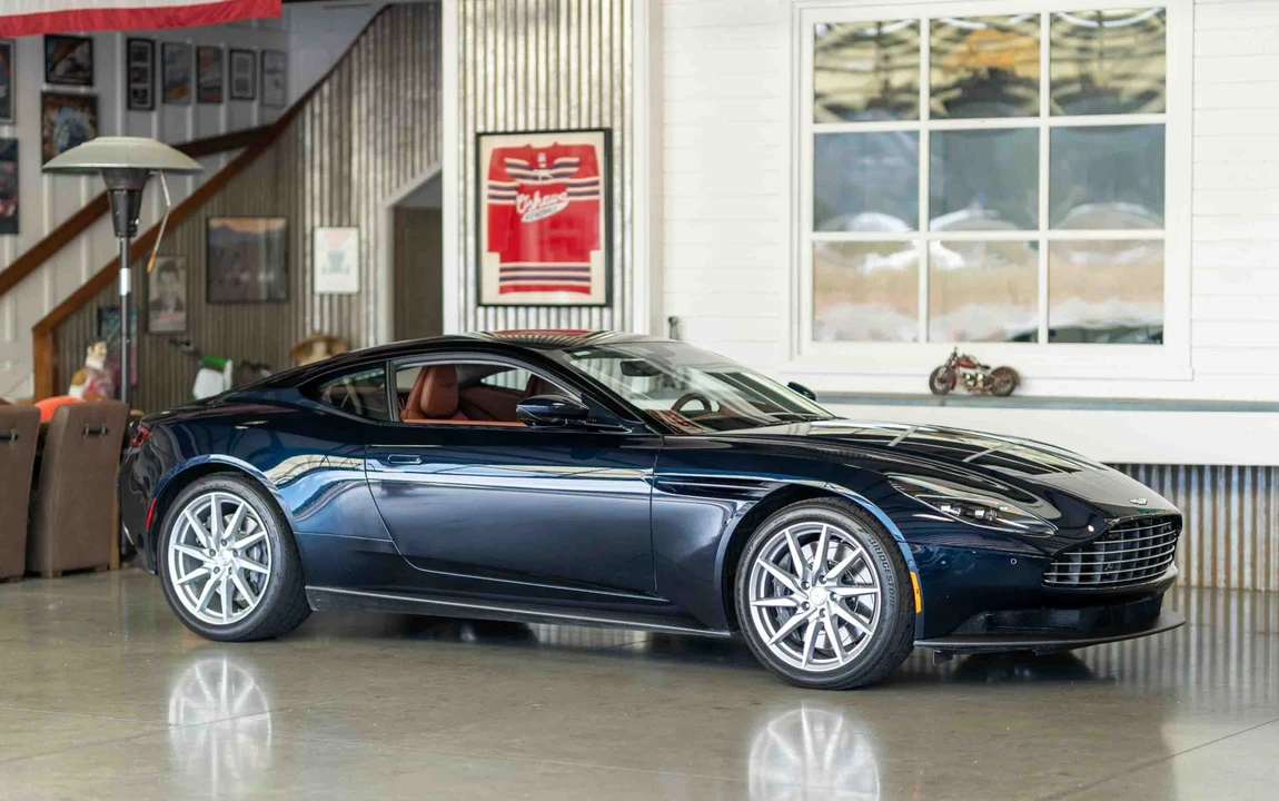 2020 Aston Martin DB11 V8 - Image 24 of 31