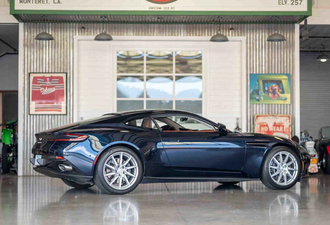 2020 Aston Martin DB11 V8 - Image 30 of 31