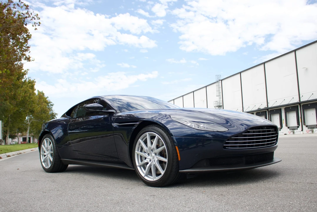 2020 Aston Martin DB11 V8 - Image 13 of 31