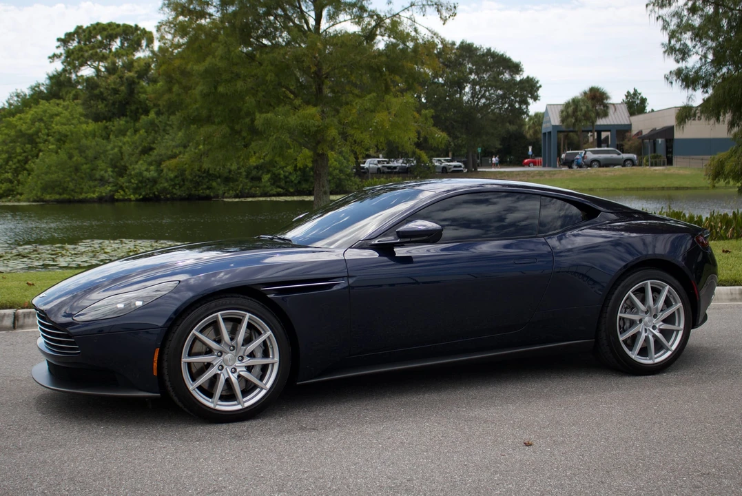 2020 Aston Martin DB11 V8 - Image 30 of 31