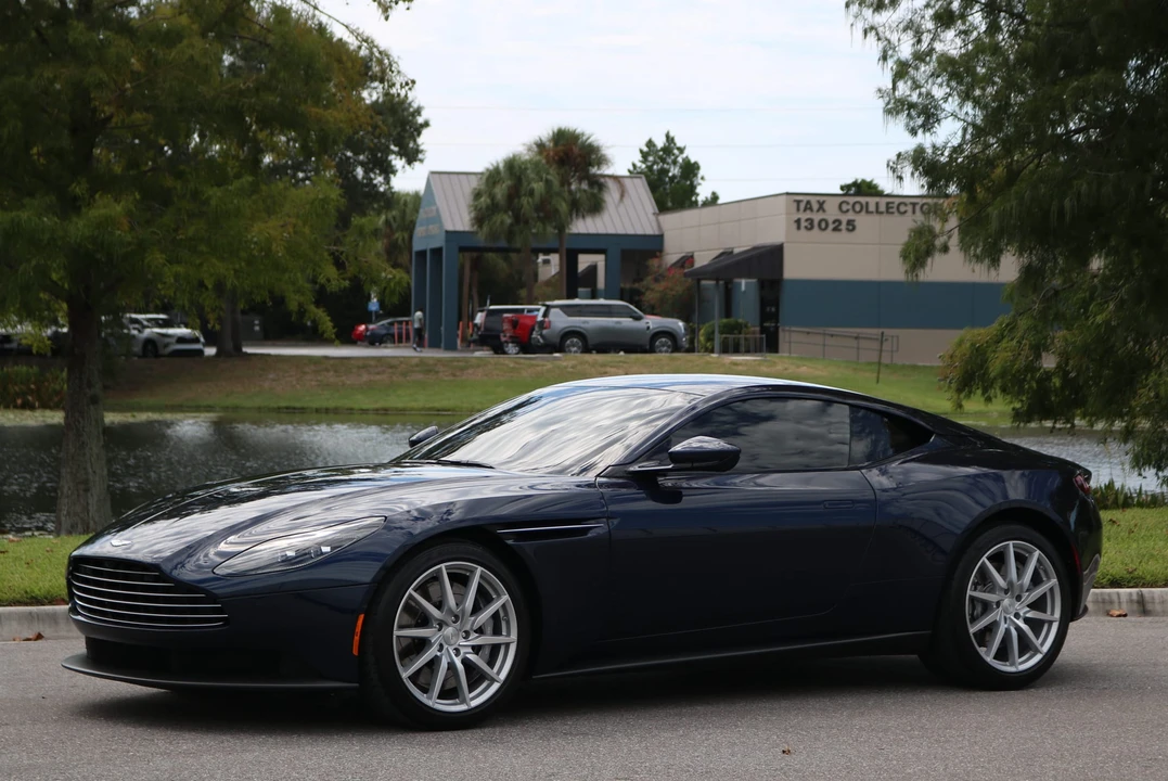 2020 Aston Martin DB11 V8 - Image 4 of 31