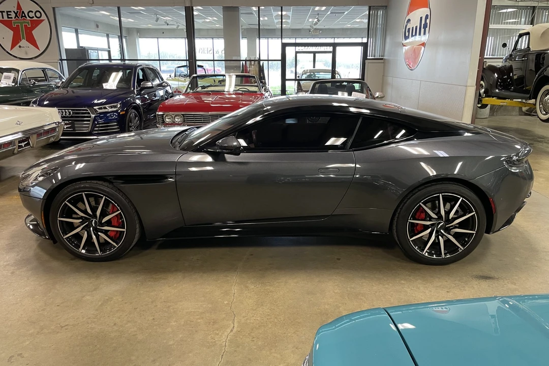 2020 Aston Martin DB11 V8 - Image 10 of 31