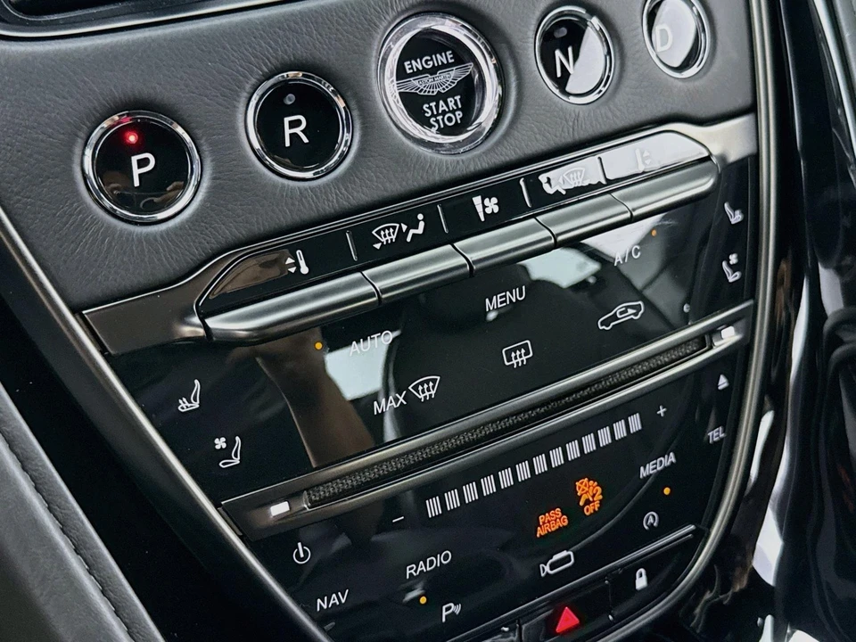 2020 Aston Martin DB11 V8 - Image 17 of 31