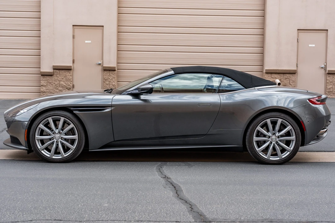 2020 Aston Martin DB11 Volante - Image 20 of 31