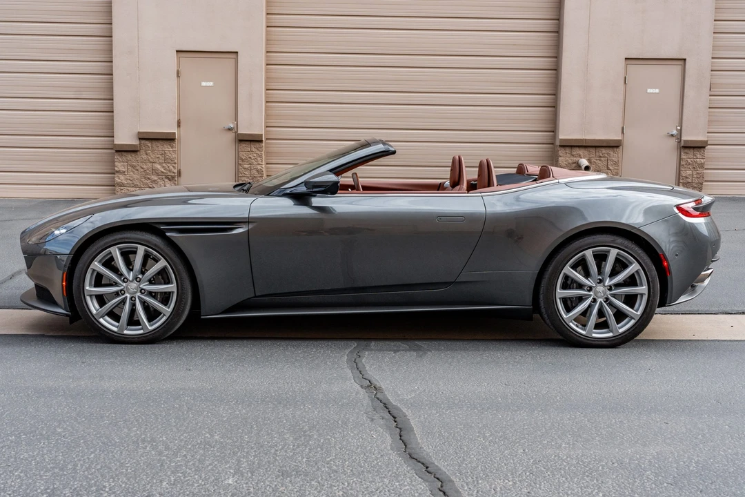 2020 Aston Martin DB11 Volante - Image 19 of 31