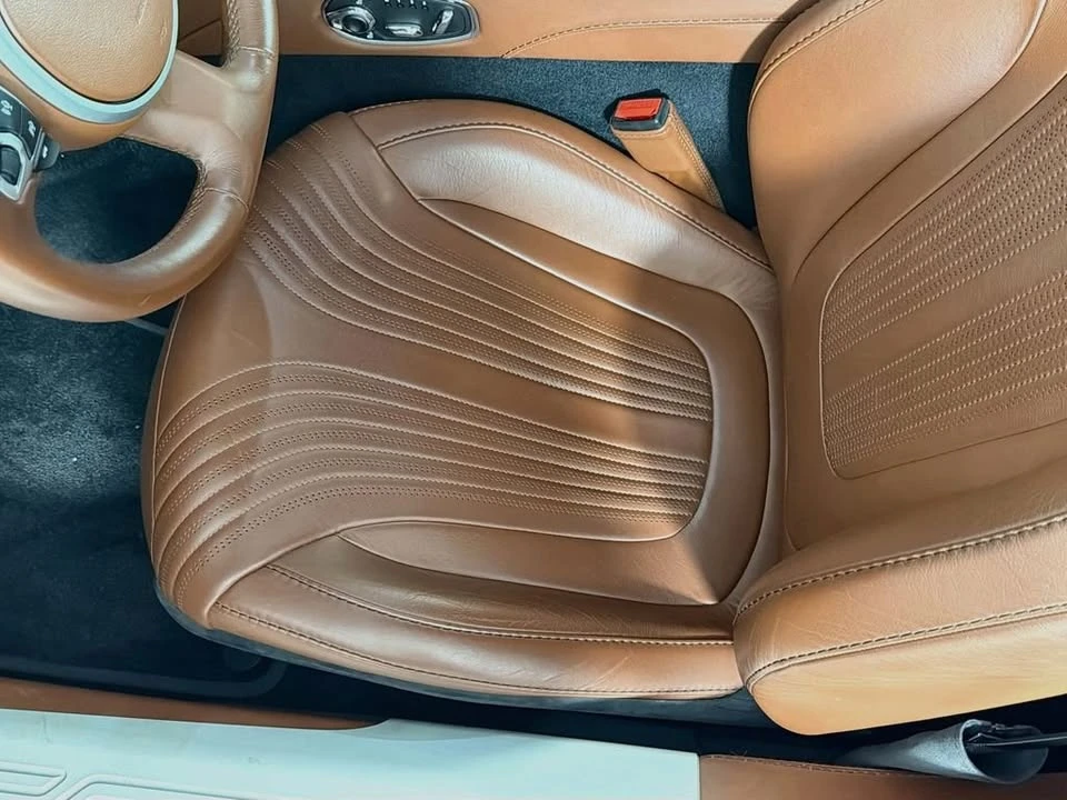 2020 Aston Martin DB11 Volante - Image 19 of 20