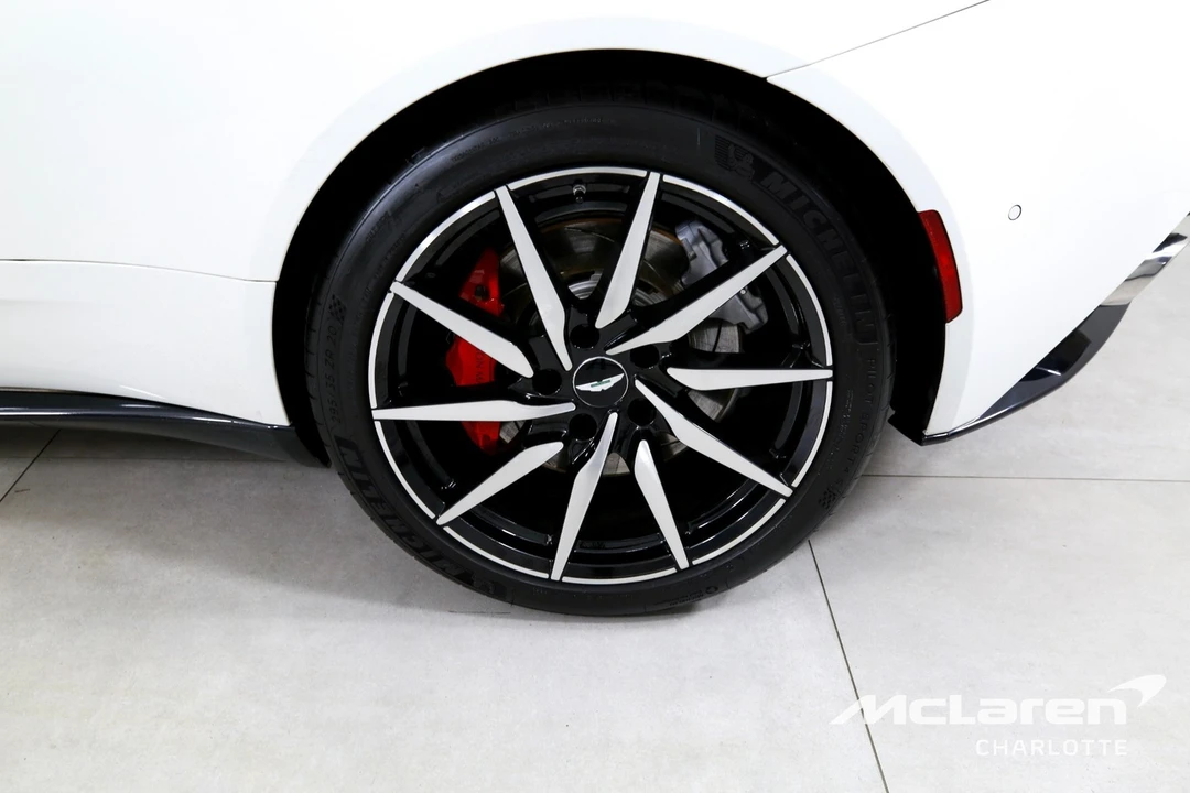 2020 Aston Martin DB11 Volante - Image 31 of 31
