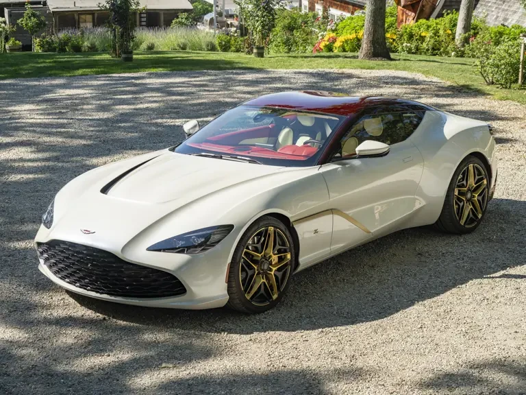 2020 Aston Martin DBS Superleggera - Image 2 of 31