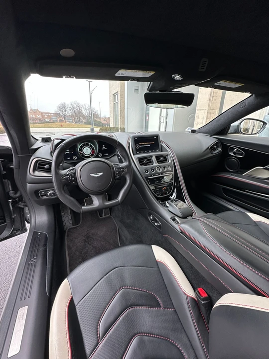 2020 Aston Martin DBS Superleggera - Image 5 of 5