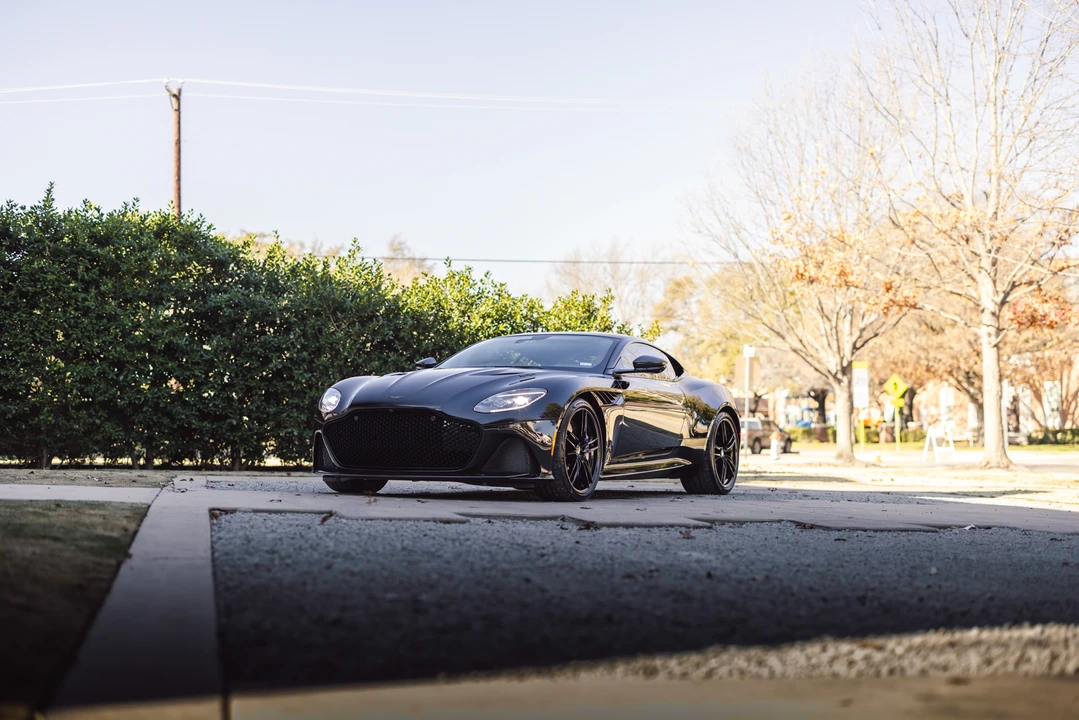 2020 Aston Martin DBS Superleggera - Image 8 of 31