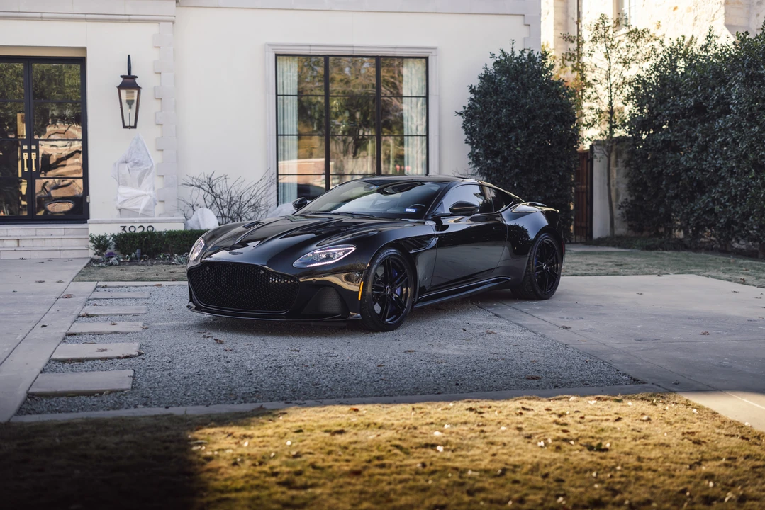 2020 Aston Martin DBS Superleggera - Image 7 of 31