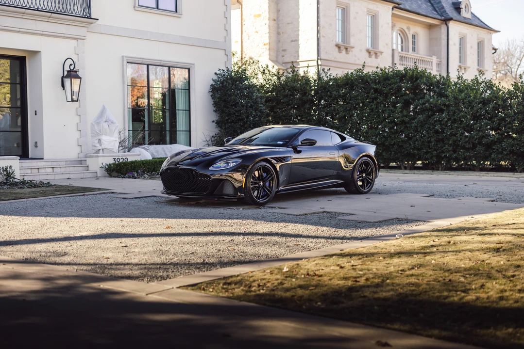 2020 Aston Martin DBS Superleggera - Image 6 of 31