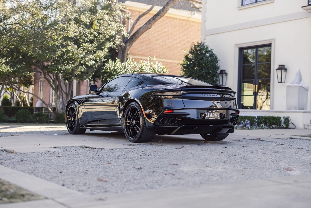 2020 Aston Martin DBS Superleggera - Image 29 of 31
