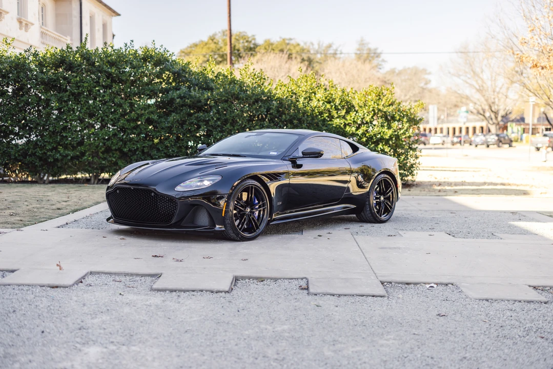 2020 Aston Martin DBS Superleggera - Image 4 of 31