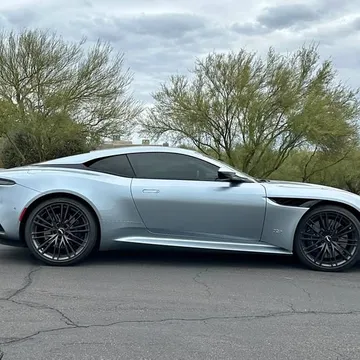 2020 Aston Martin DBS Superleggera