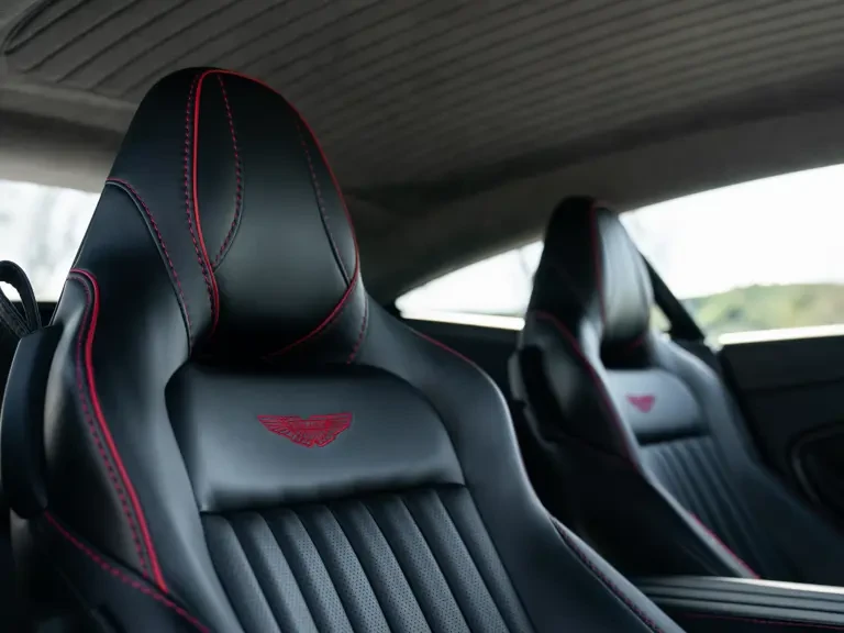 2020 Aston Martin DBS Superleggera - Image 23 of 31