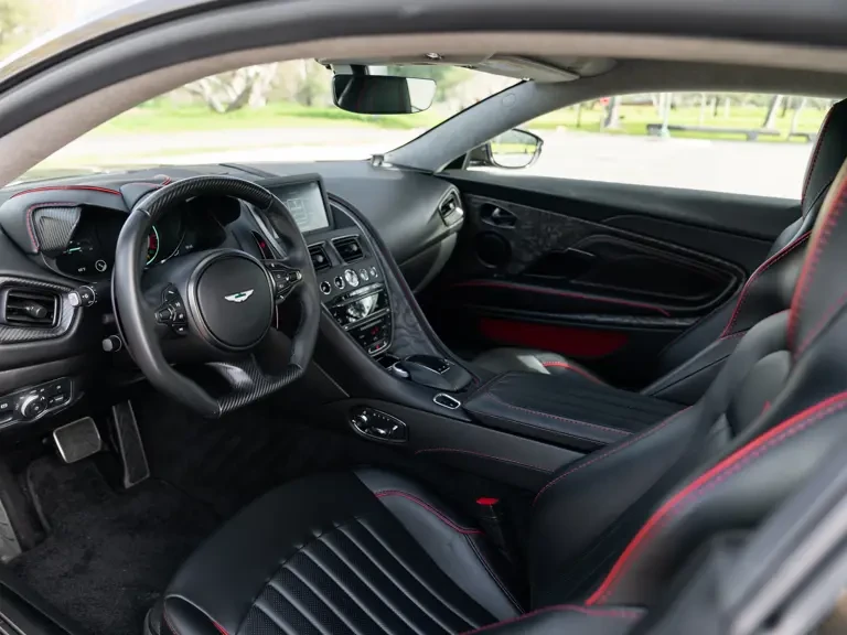 2020 Aston Martin DBS Superleggera - Image 13 of 31