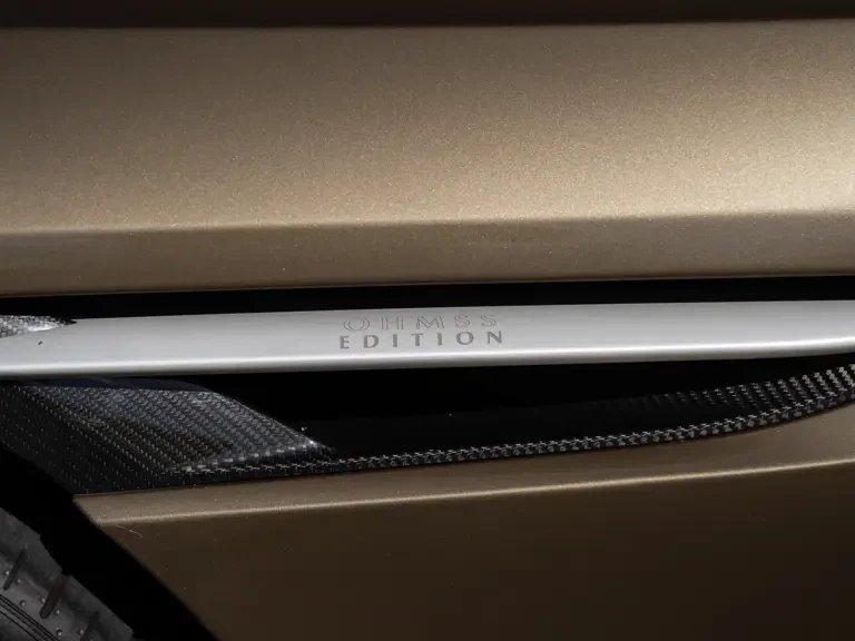 2020 Aston Martin DBS Superleggera - Image 7 of 31