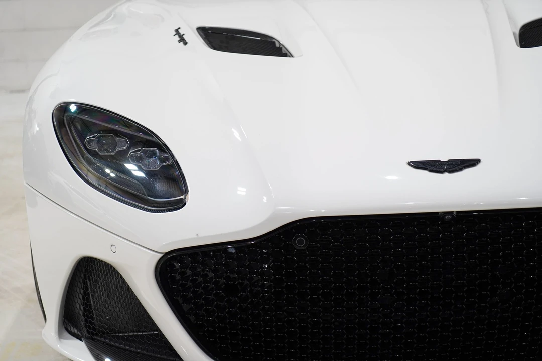 2020 Aston Martin DBS Superleggera - Image 28 of 31