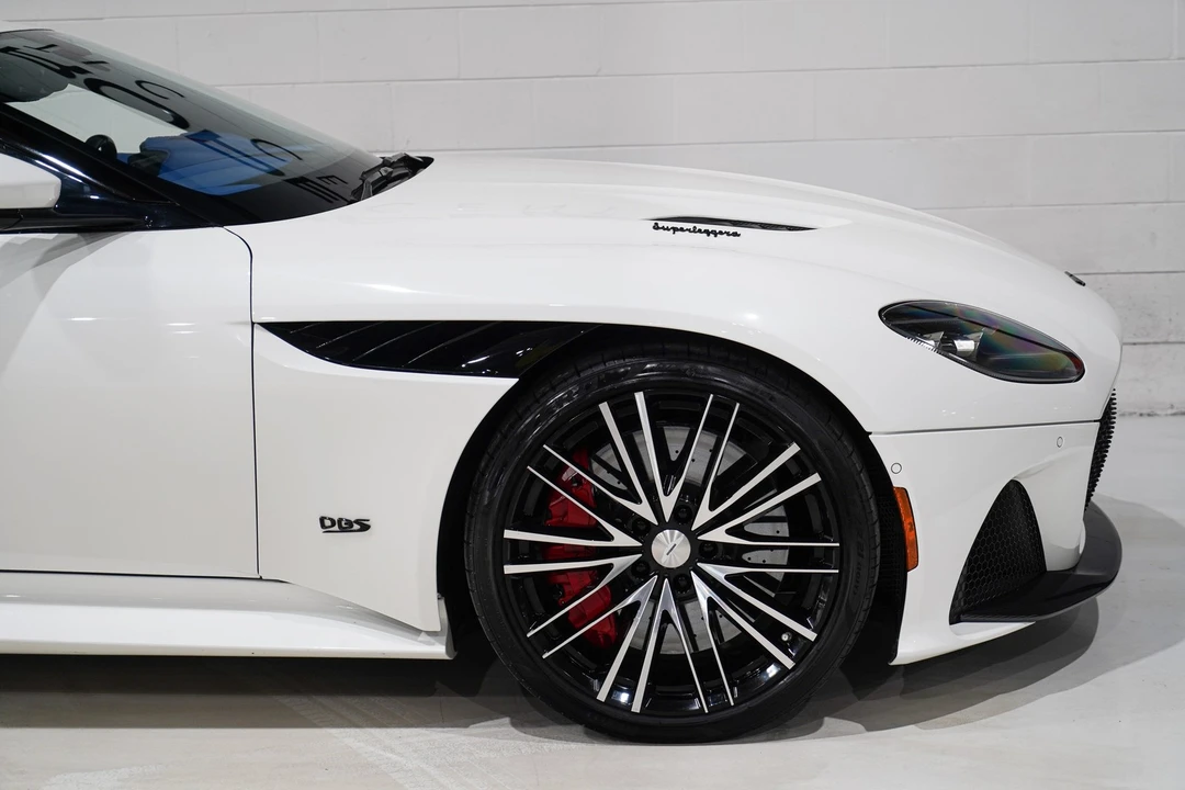 2020 Aston Martin DBS Superleggera - Image 20 of 31