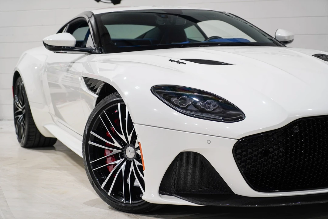 2020 Aston Martin DBS Superleggera - Image 25 of 31
