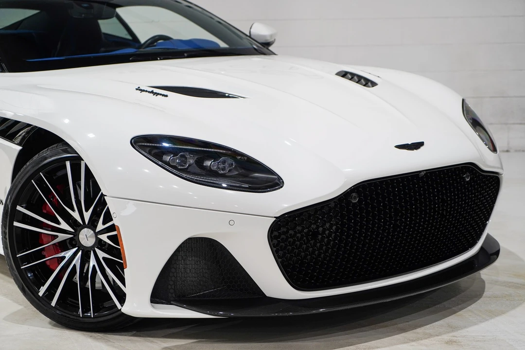 2020 Aston Martin DBS Superleggera - Image 24 of 31
