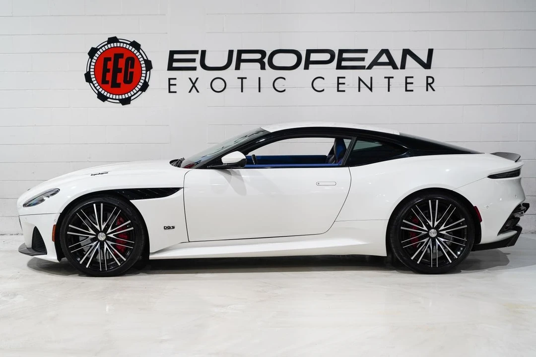 2020 Aston Martin DBS Superleggera - Image 7 of 21