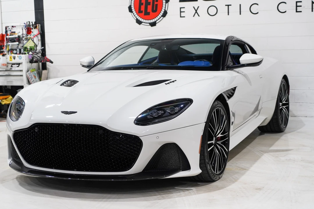 2020 Aston Martin DBS Superleggera - Image 30 of 31