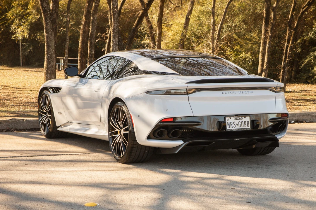 2020 Aston Martin DBS Superleggera - Image 4 of 31