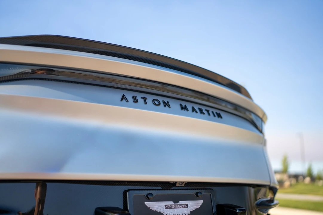 2020 Aston Martin DBS Superleggera - Image 20 of 31