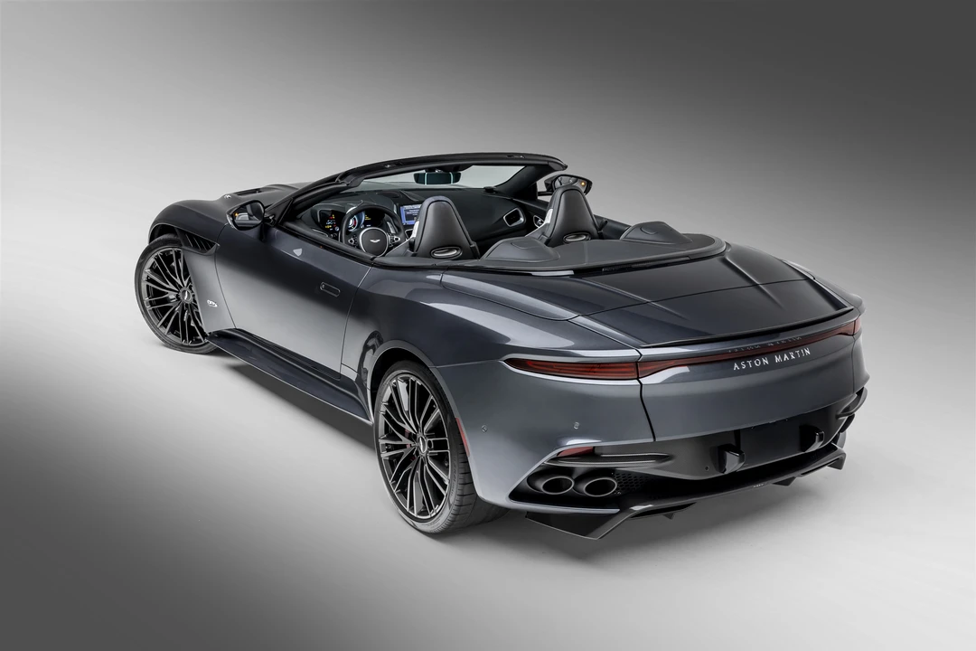 2020 Aston Martin DBS Superleggera - Image 8 of 31