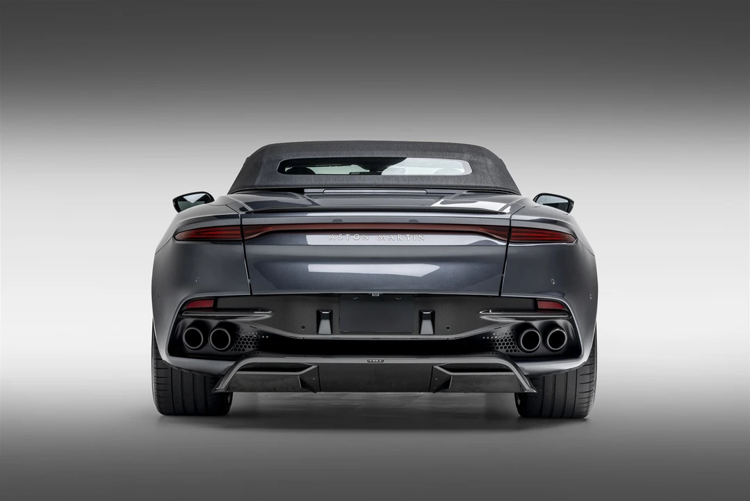 2020 Aston Martin DBS Superleggera - Image 7 of 31