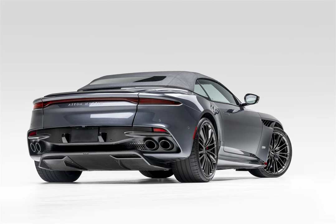 2020 Aston Martin DBS Superleggera - Image 24 of 31