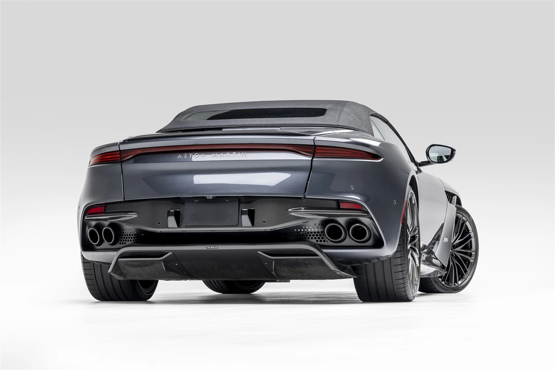 2020 Aston Martin DBS Superleggera - Image 26 of 31