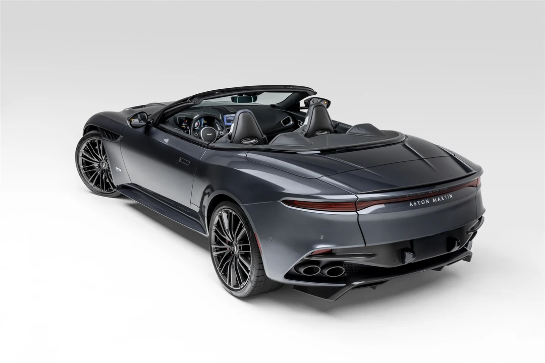 2020 Aston Martin DBS Superleggera - Image 27 of 31