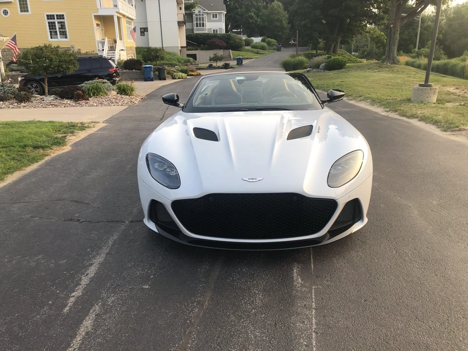 2020 Aston Martin DBS Superleggera - Image 3 of 31