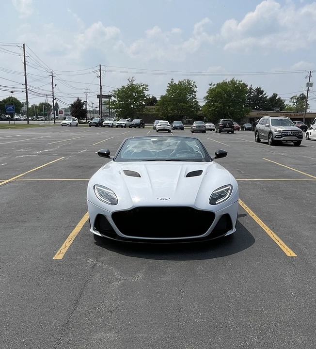 2020 Aston Martin DBS Superleggera - Image 14 of 31