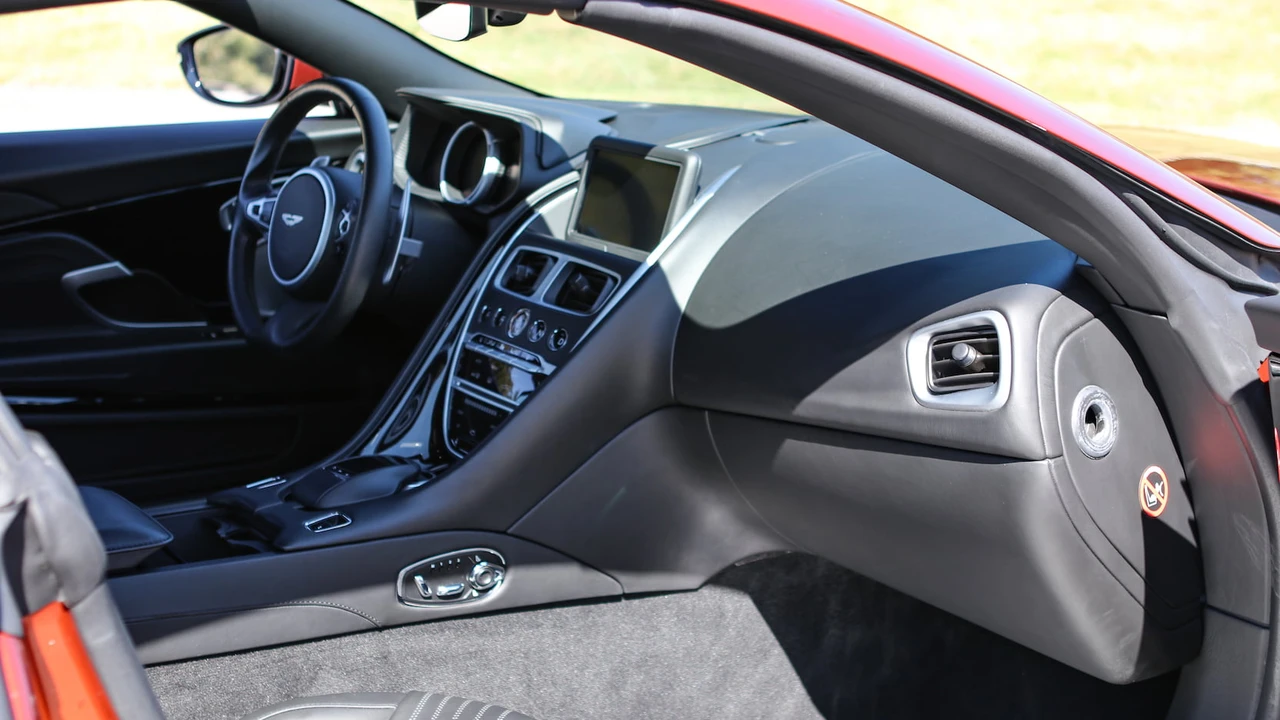 2020 Aston Martin DB11 - Image 5 of 31