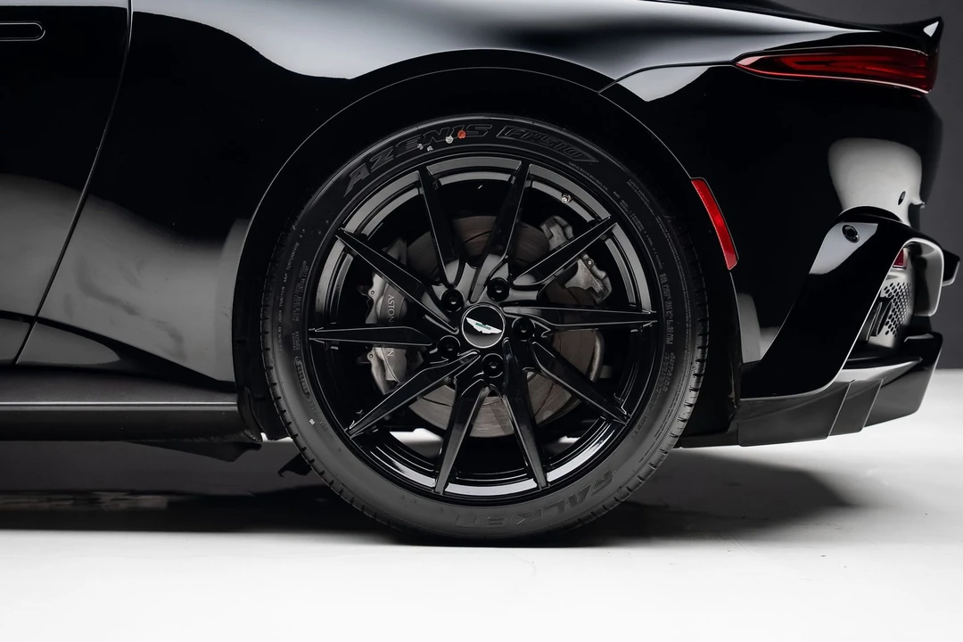 2020 Aston Martin V8 Vantage (2019+) - Image 21 of 31