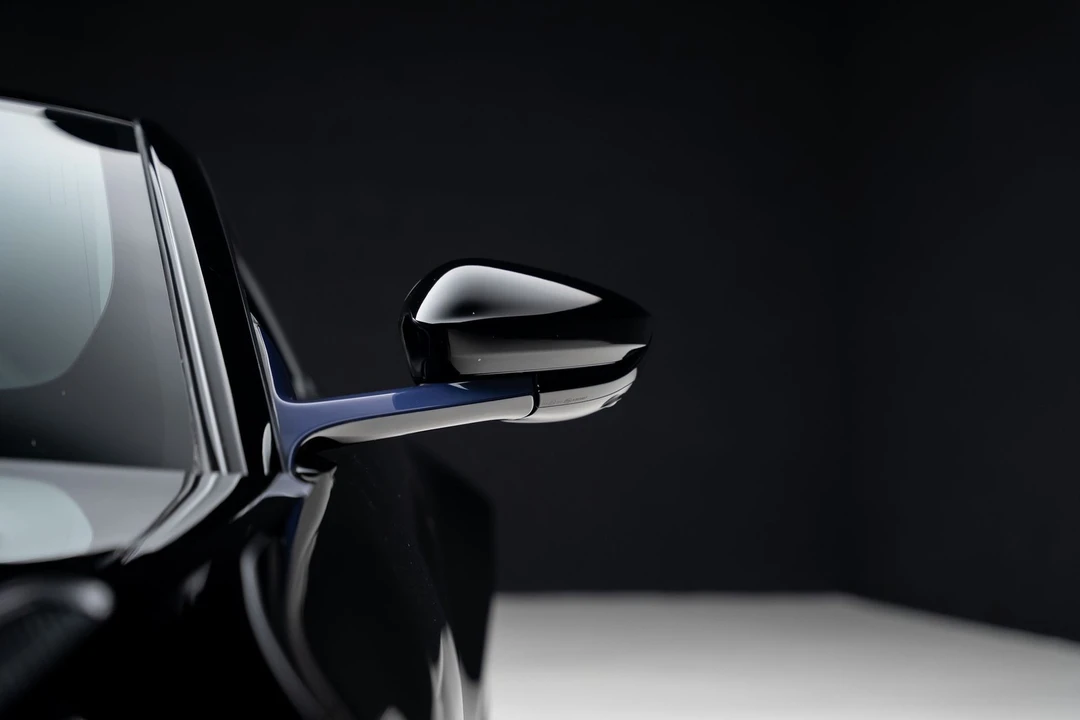 2020 Aston Martin V8 Vantage (2019+) - Image 15 of 31