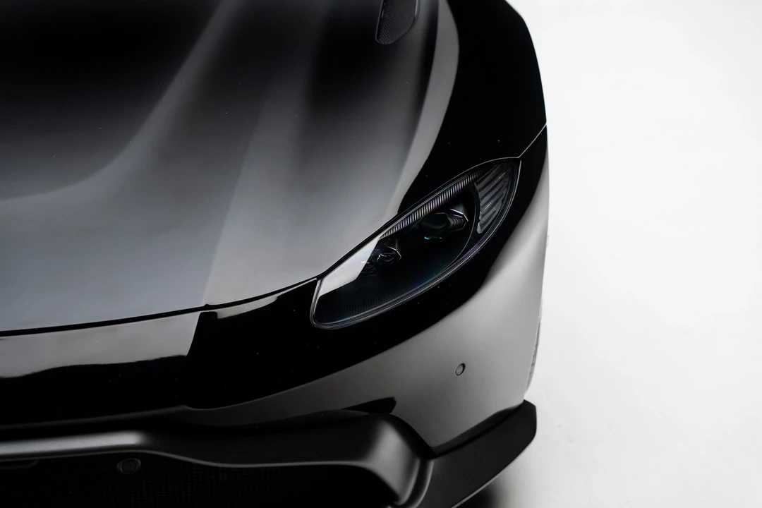 2020 Aston Martin V8 Vantage (2019+) - Image 11 of 31