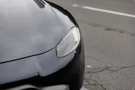 2020 Aston Martin V8 Vantage (2019+) - Image 4 of 10