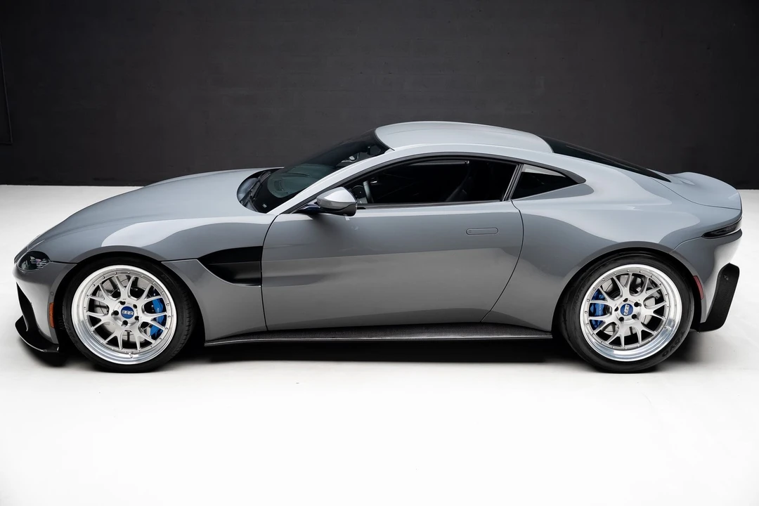 2020 Aston Martin V8 Vantage (2019+) - Image 17 of 31