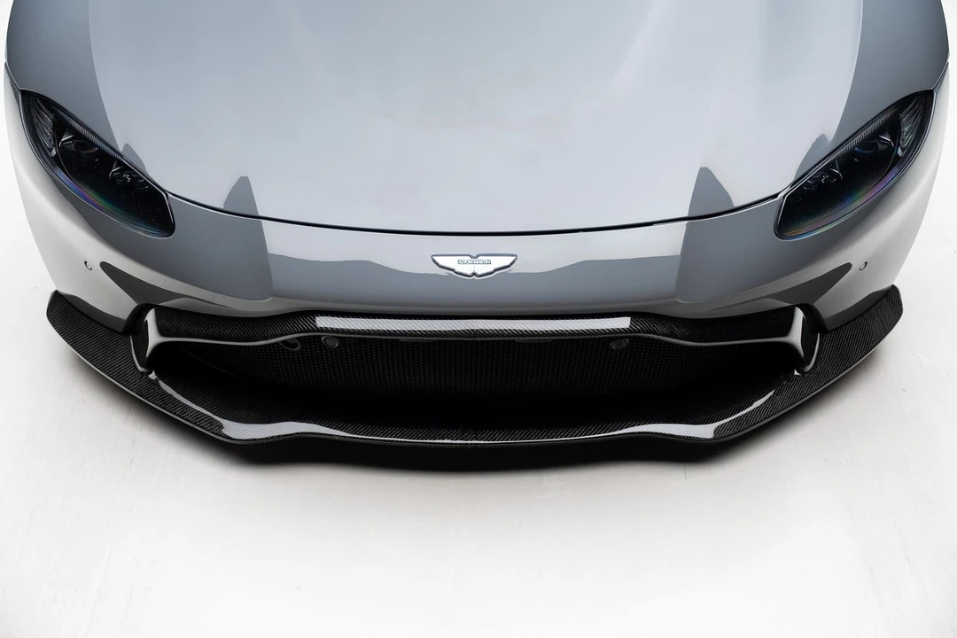 2020 Aston Martin V8 Vantage (2019+) - Image 14 of 31