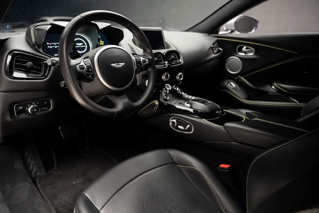 2020 Aston Martin V8 Vantage (2019+) - Image 2 of 31
