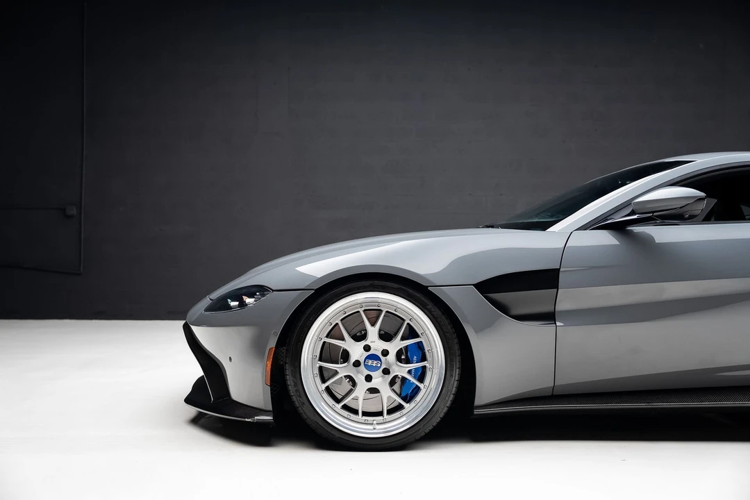 2020 Aston Martin V8 Vantage (2019+) - Image 19 of 31