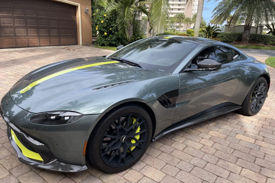 2020 Aston Martin V8 Vantage (2019+) - Image 1 of 31