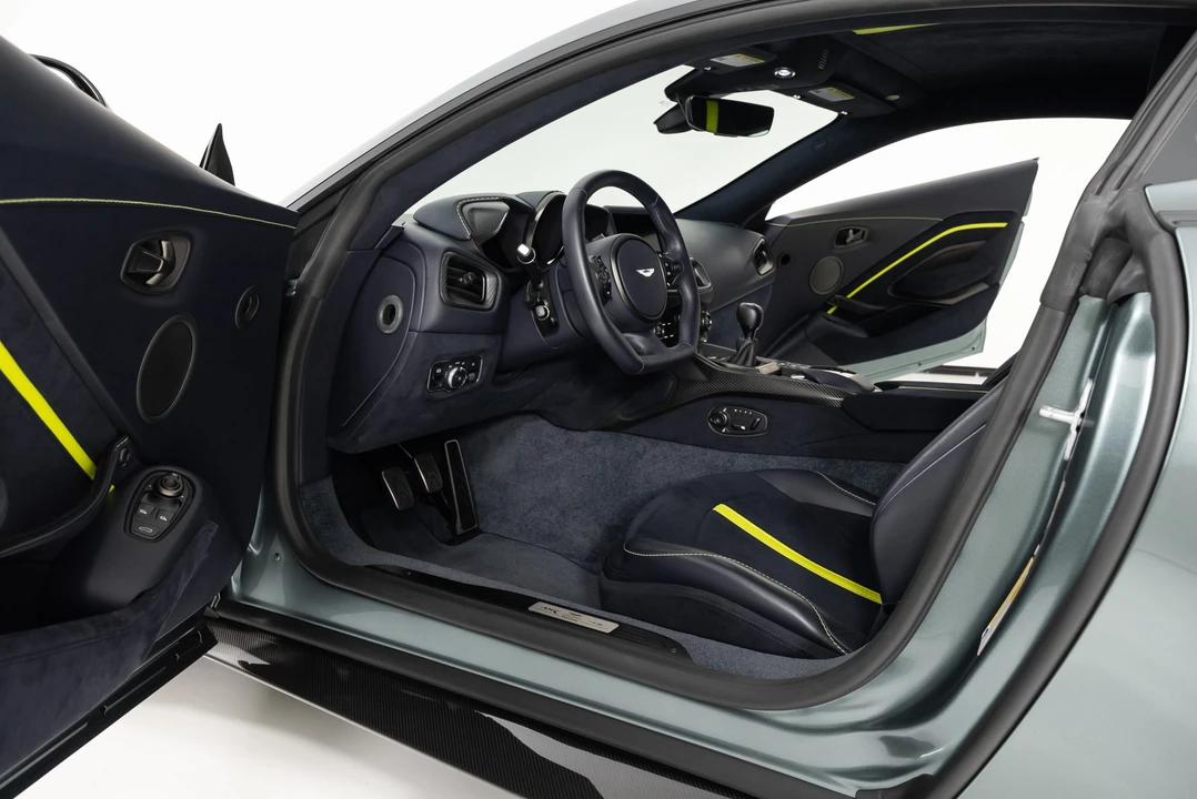 2020 Aston Martin V8 Vantage (2019+) - Image 22 of 31