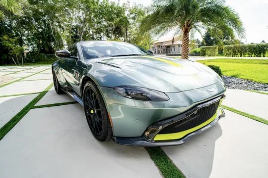 2020 Aston Martin V8 Vantage (2019+) - Image 2 of 31